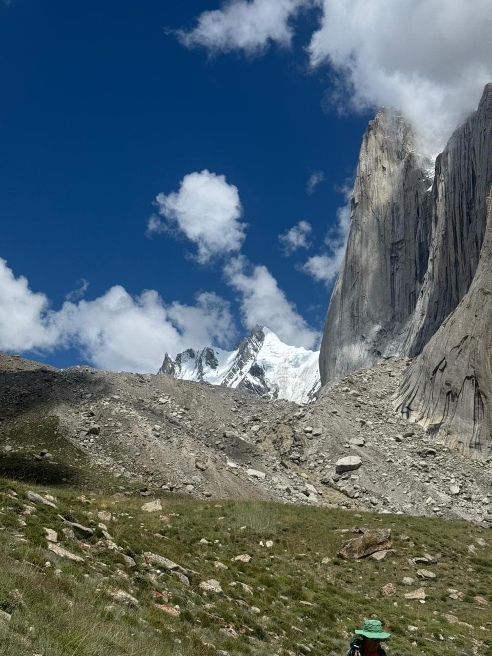 Amin Braq Climbing - 2